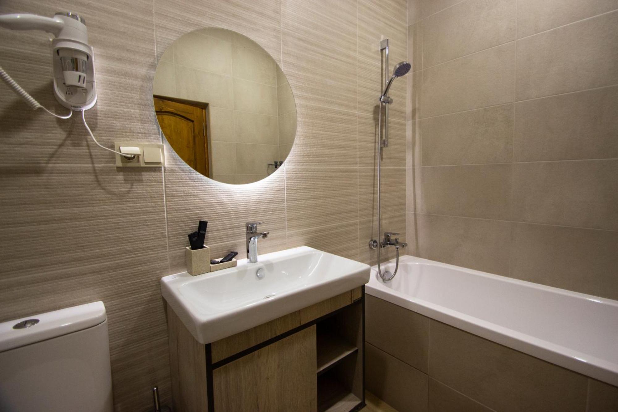 Kuma Hotel غيومري المظهر الخارجي الصورة